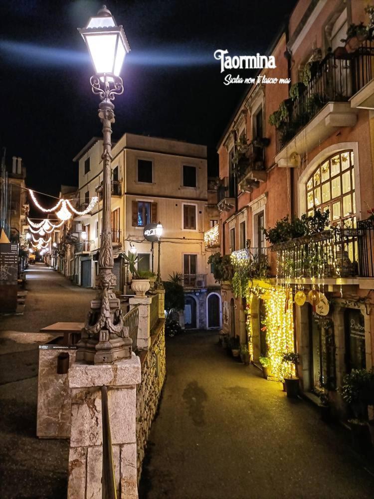 Caterina'S Charme Apartment Taormina Luaran gambar